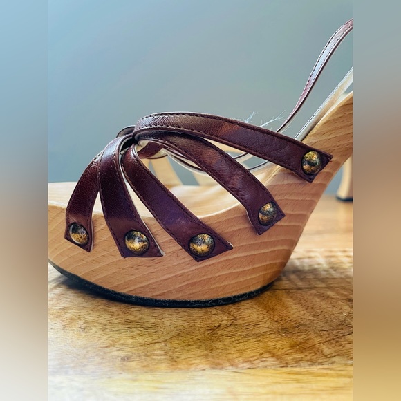 Aldo Brown Leather Strappy Platform Wood Heels Studded Size 37 Italy - Picture 7 of 12